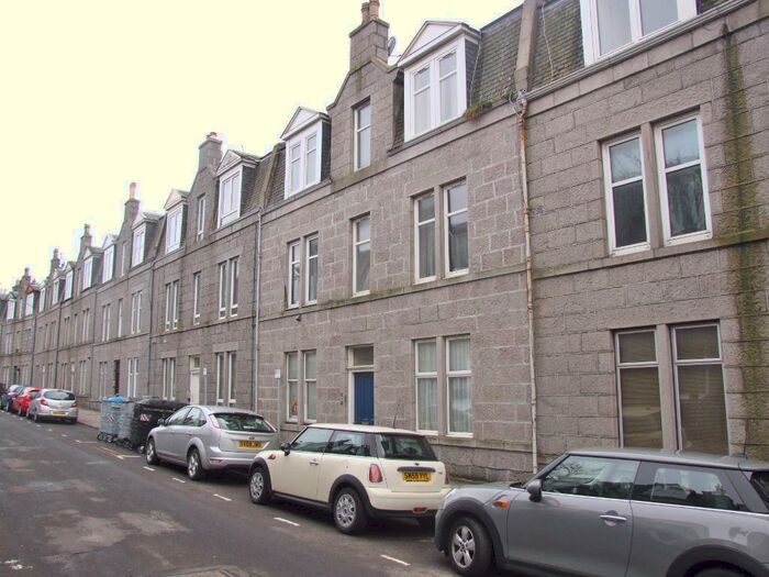 1 Bedroom Flat To Rent In Wallfield Crescent, Rosemount, Aberdeen, AB25