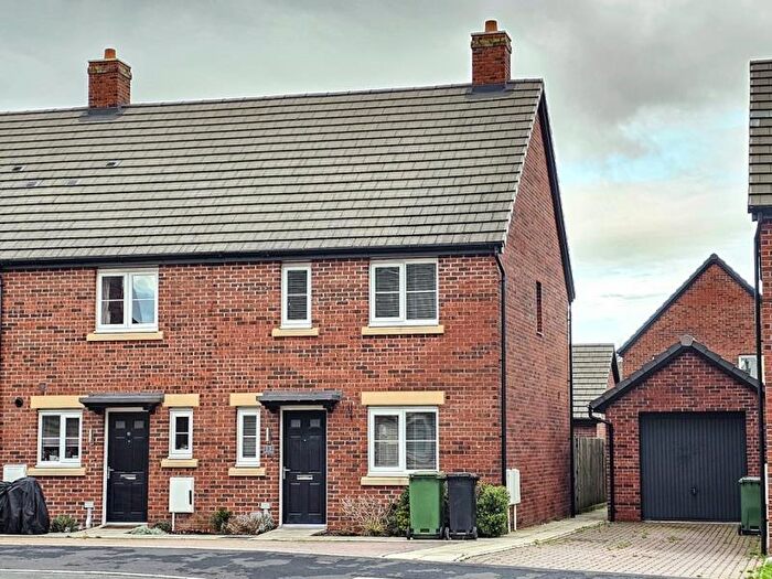 3 Bedroom Terraced House To Rent In Sowthistle Drive, Hardwicke, Gloucester, GL2