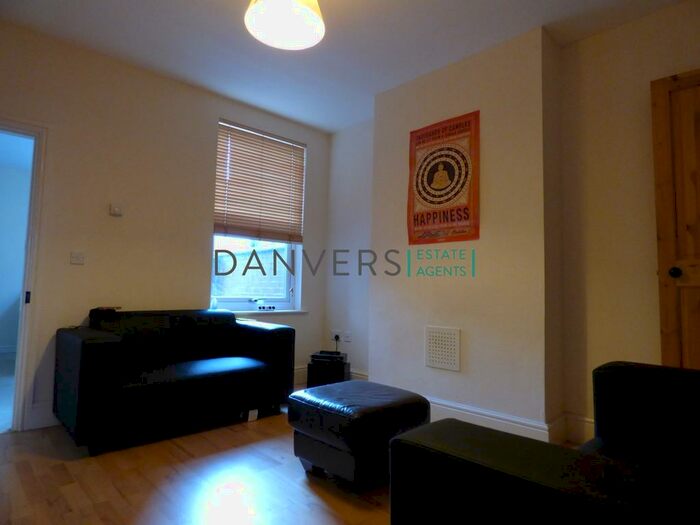 3 Bedroom Terraced House To Rent In Bruce Street, Leicester, LE3