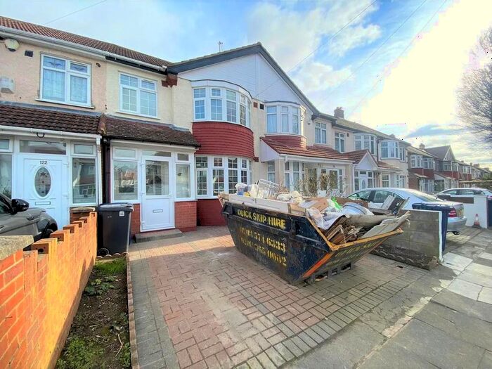4 Bedroom Terraced House To Rent In Ascot Gardens, Southall, UB1