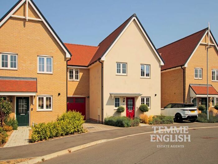 3 Bedroom Semi-Detached House To Rent In Stokes Link, Runwell, Wickford, SS11