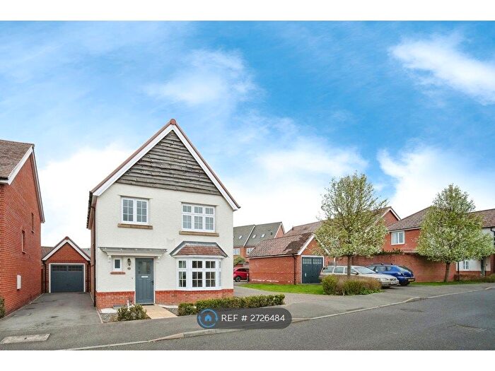 3 Bedroom Detached House To Rent In Ouzel Chase, Bracknell, RG12