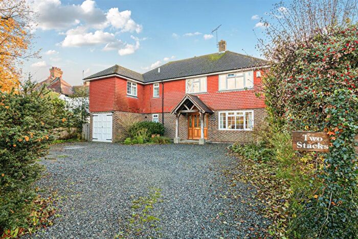 5 Bedroom Detached House For Sale In Lake Lane, Barnham, PO22