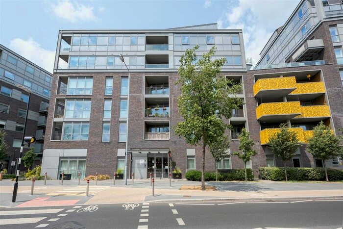 2 Bedroom Flat For Sale In South Grove, Walthamstow, E17