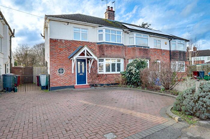 3 Bedroom Semi Detached House For Sale In Chiltern Road, Caversham, RG4