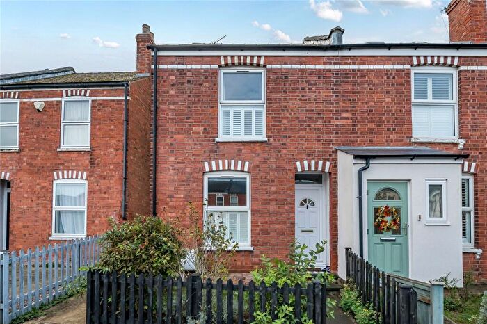 3 Bedroom Semi Detached House For Sale In Naunton Lane, Leckhampton, Cheltenham, GL53