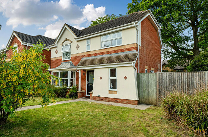4 Bedroom Detached House For Sale In Masdar Gardens, Finchampstead, Wokingham, Berkshire, RG40
