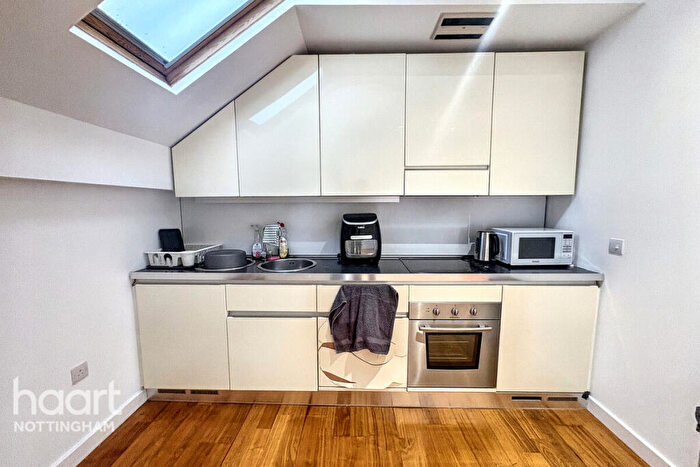 2 Bedroom Apartment For Sale In Bridge Street, Nottingham, NG10