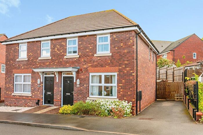 3 Bedroom Semi Detached House For Sale In Whetstone Street, Redditch, B98