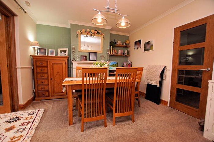3 Bedroom End Of Terrace House For Sale In Pettycot Crescent, Gosport, PO13
