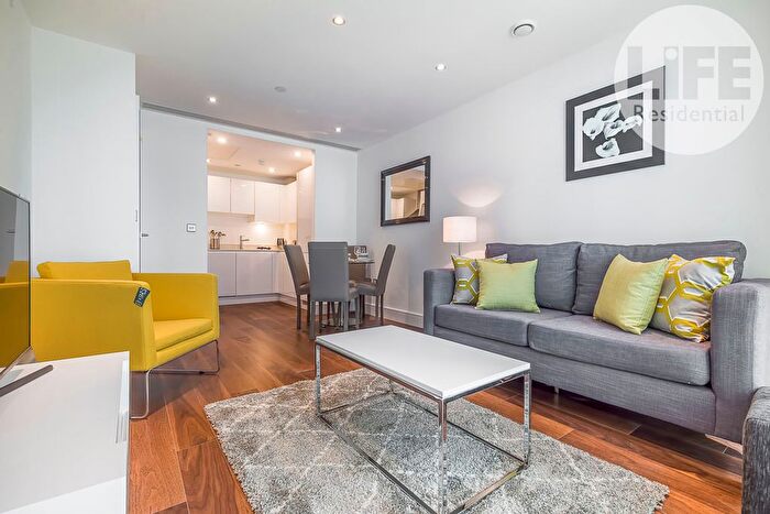 1 Bedroom Flat To Rent In Lincoln Plaza, Canary Wharf, E14