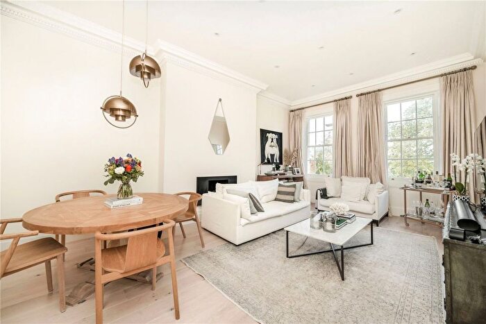 2 Bedroom Flat To Rent In Kensington Park Gardens, London, W11