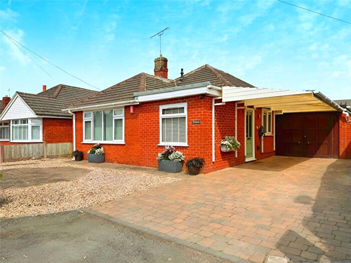3 Bedroom Bungalow For Sale In Meadow Avenue, Weston, Crewe, Cheshire, CW2