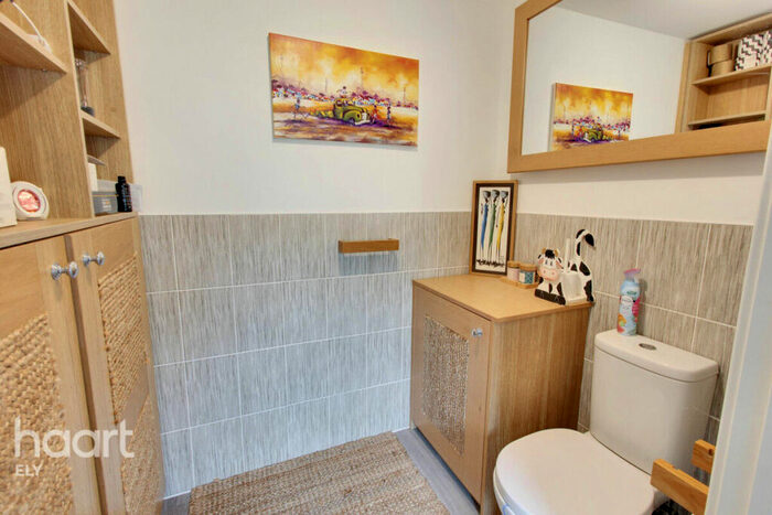 5 Bedroom Detached House For Sale In Harvest Way, Littleport, CB6