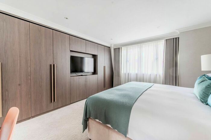 3 Bedroom Terraced House To Rent In Cheval Place, Knightsbridge, London, SW7