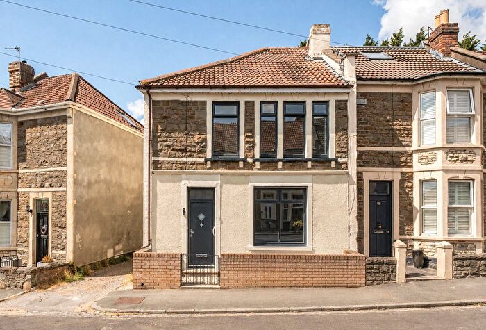 3 Bedroom End Of Terrace House For Sale In St. Annes Road, St. George, Bristol, BS5