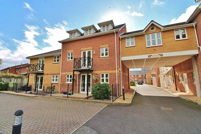 2 Bedroom Flat For Sale In Solent Court, Bells Lane, Stubbington, PO14