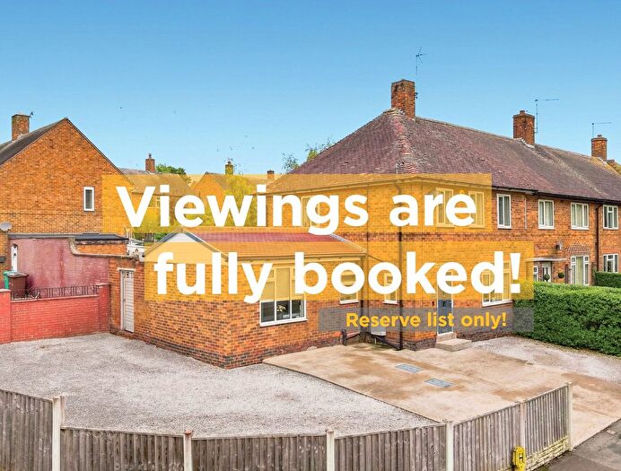 4 Bedroom Semi-Detached House For Sale In Goldham Road, Nottingham, Nottinghamshire, NG8