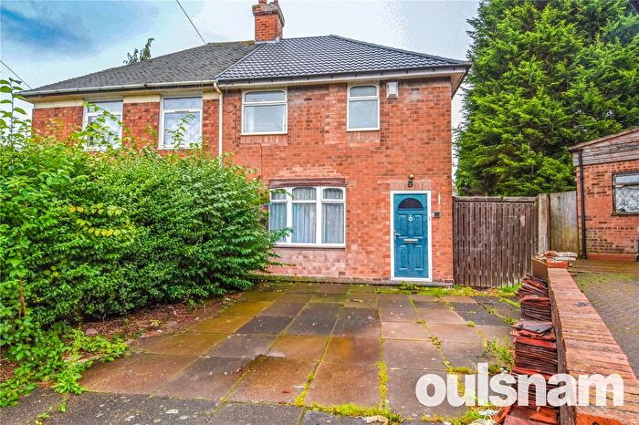 3 Bedroom Semi-Detached House To Rent In Pailton Grove, Birmingham, West Midlands, B29