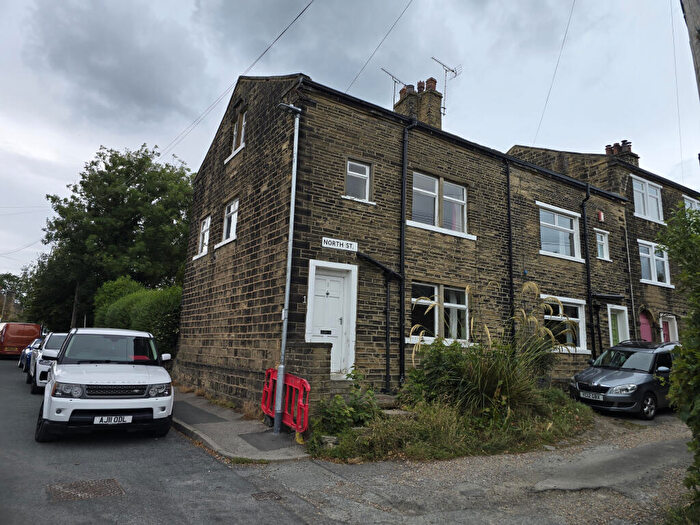 3 Bedroom Terraced House For Sale In North Street, Thackley, Bradford, West Yorkshire, BD10