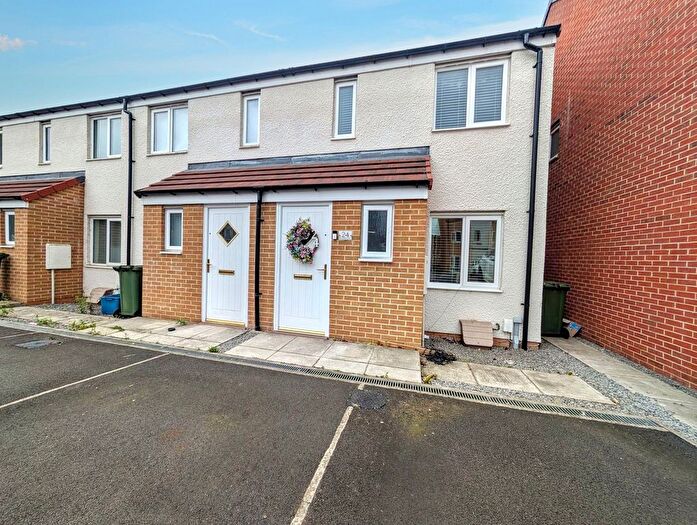 2 Bedroom End Of Terrace House For Sale In Harwood Court, Stockton-On-Tees, TS18
