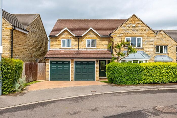 5 Bedroom Detached House For Sale In Hawthorne Way, Shelley, Huddersfield, HD8