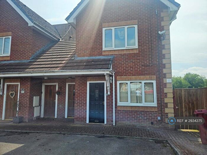 1 Bedroom Maisonette To Rent In Holly House, Bolton, BL3