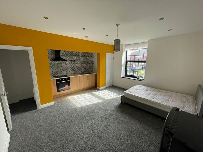 1 Bedroom Flat To Rent In Westgate Road, Newcastle Upon Tyne, NE4