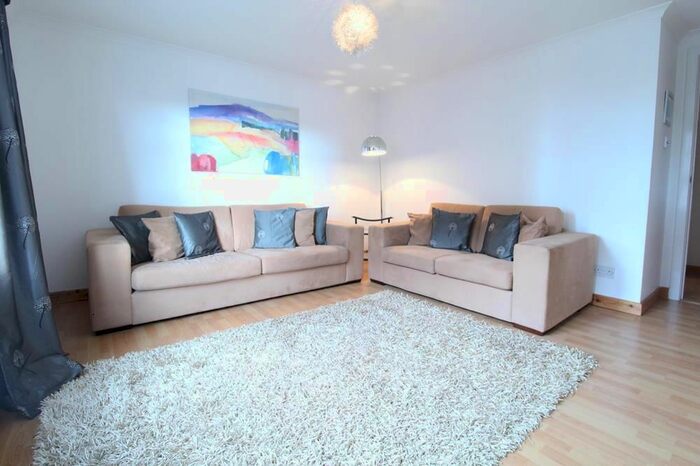 2 Bedroom Flat To Rent In Riverside Drive, Aberdeen, AB11