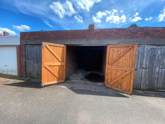 Garage / Parking To Rent In Vincent Avenue, Beeston, Nottingham, Nottinghamshire, NG9
