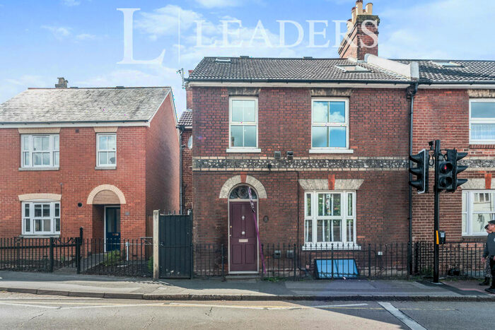 2 Bedroom Apartment To Rent In Stoke Road, Guildford, GU1