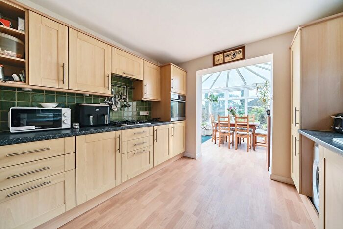 2 Bedroom Bungalow For Sale In Paynesfield Road, Westerham, TN16