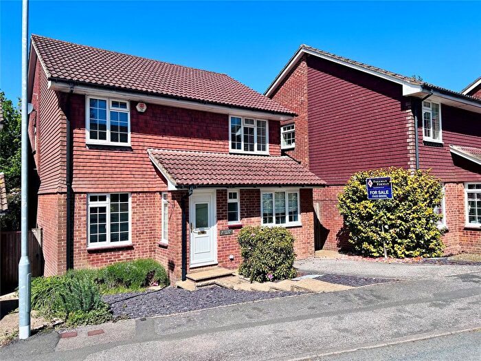 4 Bedroom Detached House For Sale In Cuckoo Drive, Heathfield, East Sussex, TN21