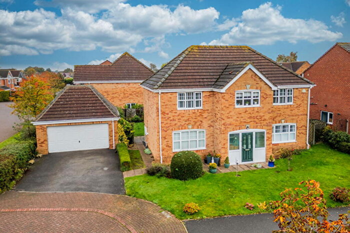 4 Bedroom Detached House For Sale In Punton Walk, Snaith, Goole, DN14