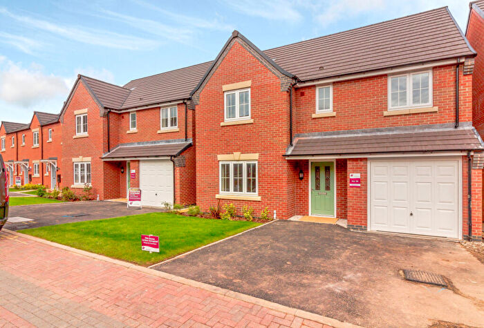 4 Bedroom Detached House To Rent In Wadham Close, DE3