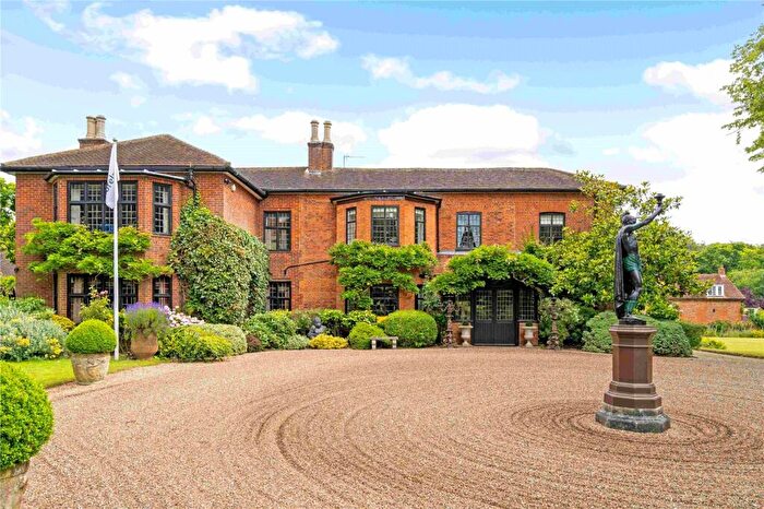 8 Bedroom Detached House For Sale In Chesham Lane, Chalfont St Giles, HP8