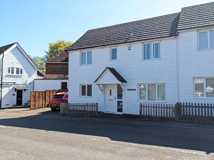 3 Bedroom Semi Detached House To Rent In Talbot Road, Hawkhurst, TN18
