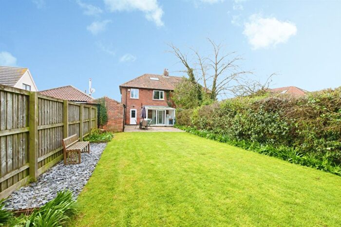 3 Bedroom Semi-Detached House For Sale In Eastfield Avenue, Haxby, York, YO32