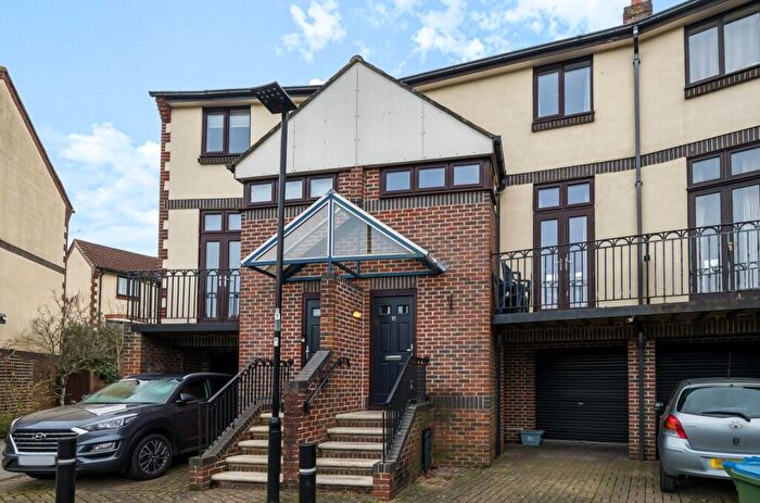3 Bedroom Terraced House To Rent In Mayfair Gardens, Southampton, Hampshire, SO15