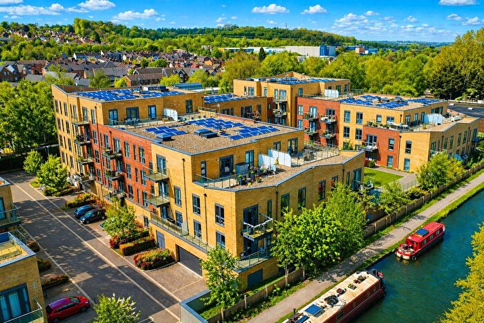 1 Bedroom Flat For Sale In Frogmore Road, Apsley, Hemel Hempstead, HP3