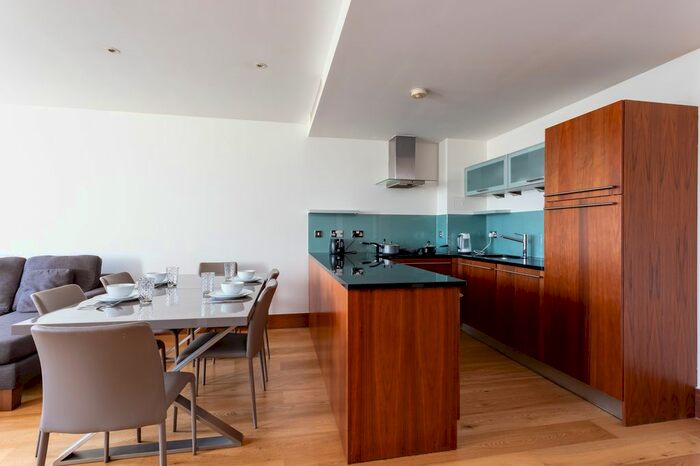 2 Bedroom Flat To Rent In Parkview, Baker Street, Marylebone, NW1