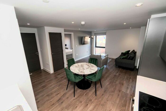 2 Bedroom Apartment To Rent In The Summit Parliament Street, Liverpool, Merseyside, L8