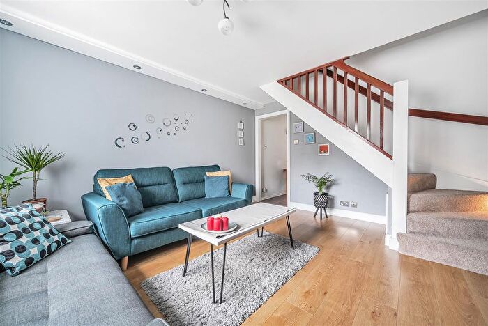 2 Bedroom Semi-Detached House For Sale In Merryfield, Chineham, Basingstoke, RG24