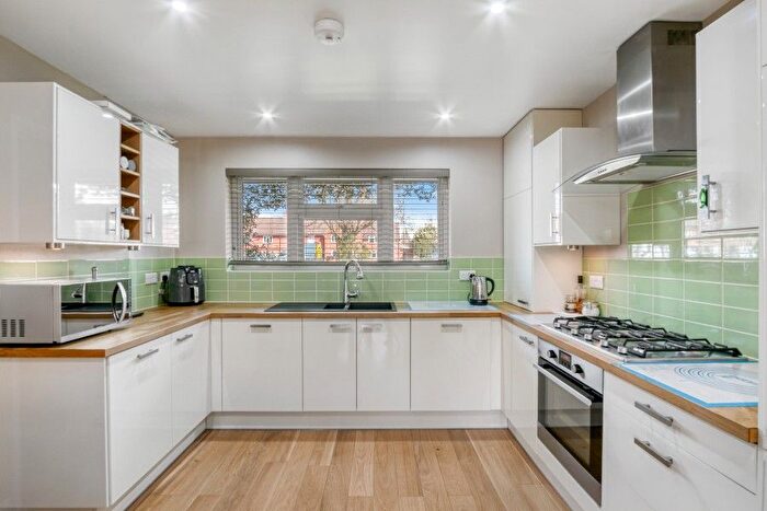 3 Bedroom Property To Rent In Staines, Surrey, TW18