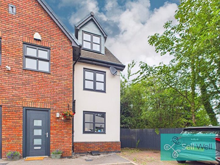 3 Bedroom End Terrace House For Sale In Orchard Mount, Monton, Eccles, M30