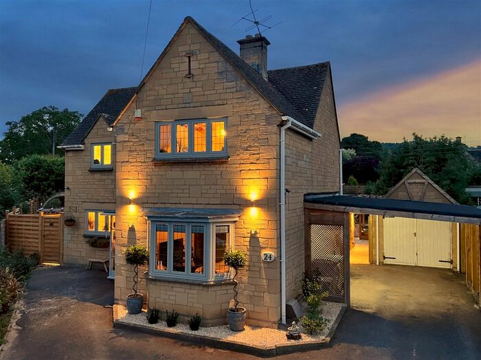 3 Bedroom Detached House For Sale In Ley Orchard, Willersey, Broadway, WR12