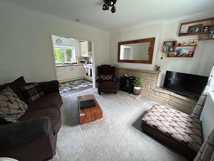2 Bedroom End Of Terrace House To Rent In Troughbrook Road, Hollingwood, Chesterfield, S43