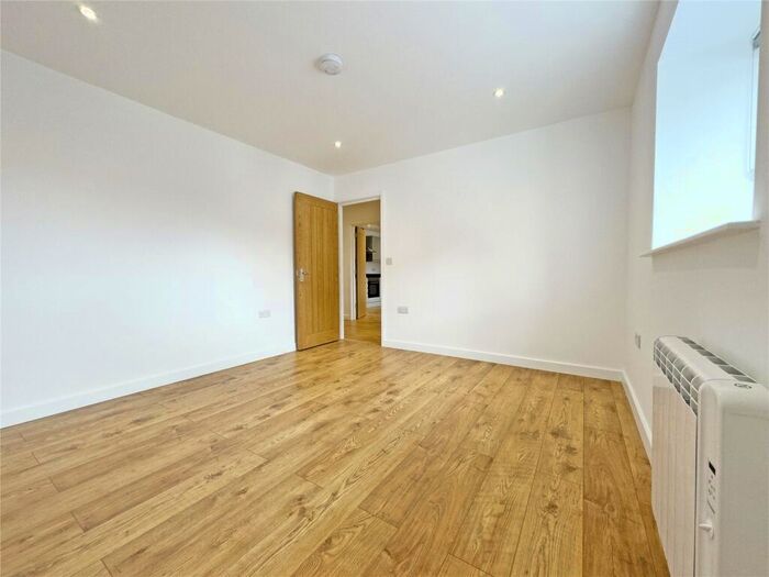 1 Bedroom Penthouse To Rent In East Grinstead, RH19