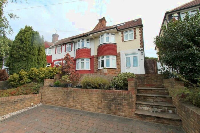 4 Bedroom End Of Terrace House To Rent In Westmount Road, London, SE9