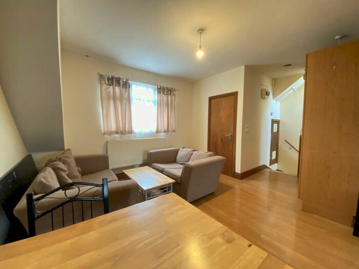 1 Bedroom Flat To Rent In Vaughan Road, Harrow, HA1